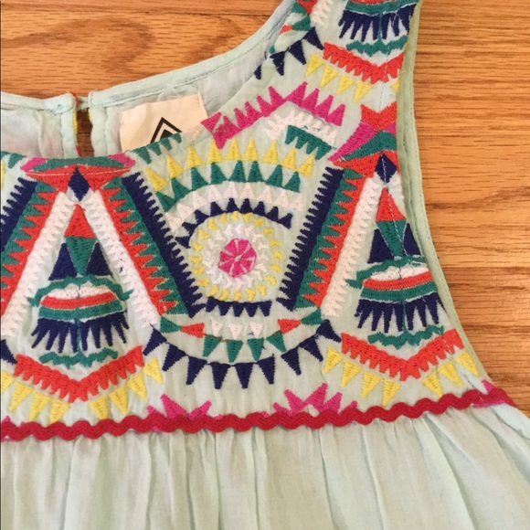 EUC Embroidered Tank from Stitchfix - Picture 2 of 5